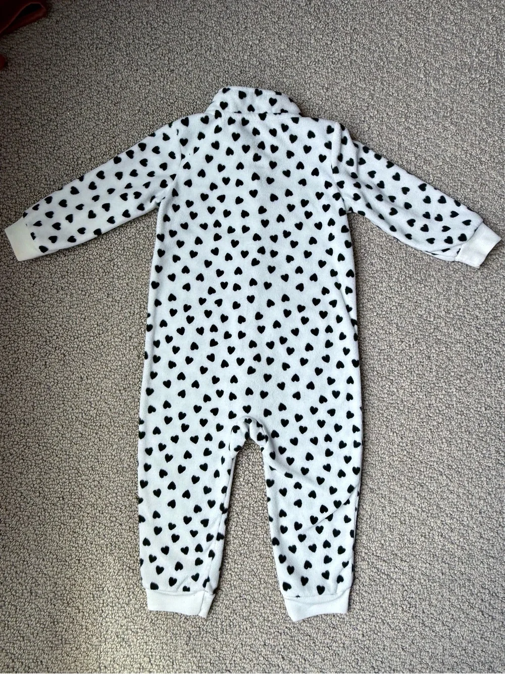 Carter's White Fleece bunting One-Piece with Black Hearts Print, 18m